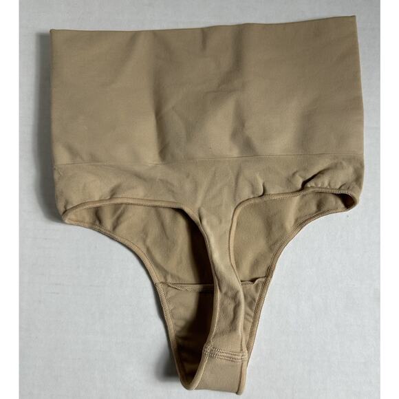 SKIMS Women's Shapewear Core Control Thong Clay Size L/XL NWT - Picture 5 of 9